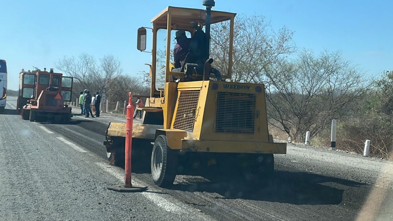 URGE REHABILITACIÓN DE CARRETERAS EN EL NORTE Y ESTAR A LA ALTURA DEL POLO DE DESARROLLO QUE ES TOPOLOBAMPO