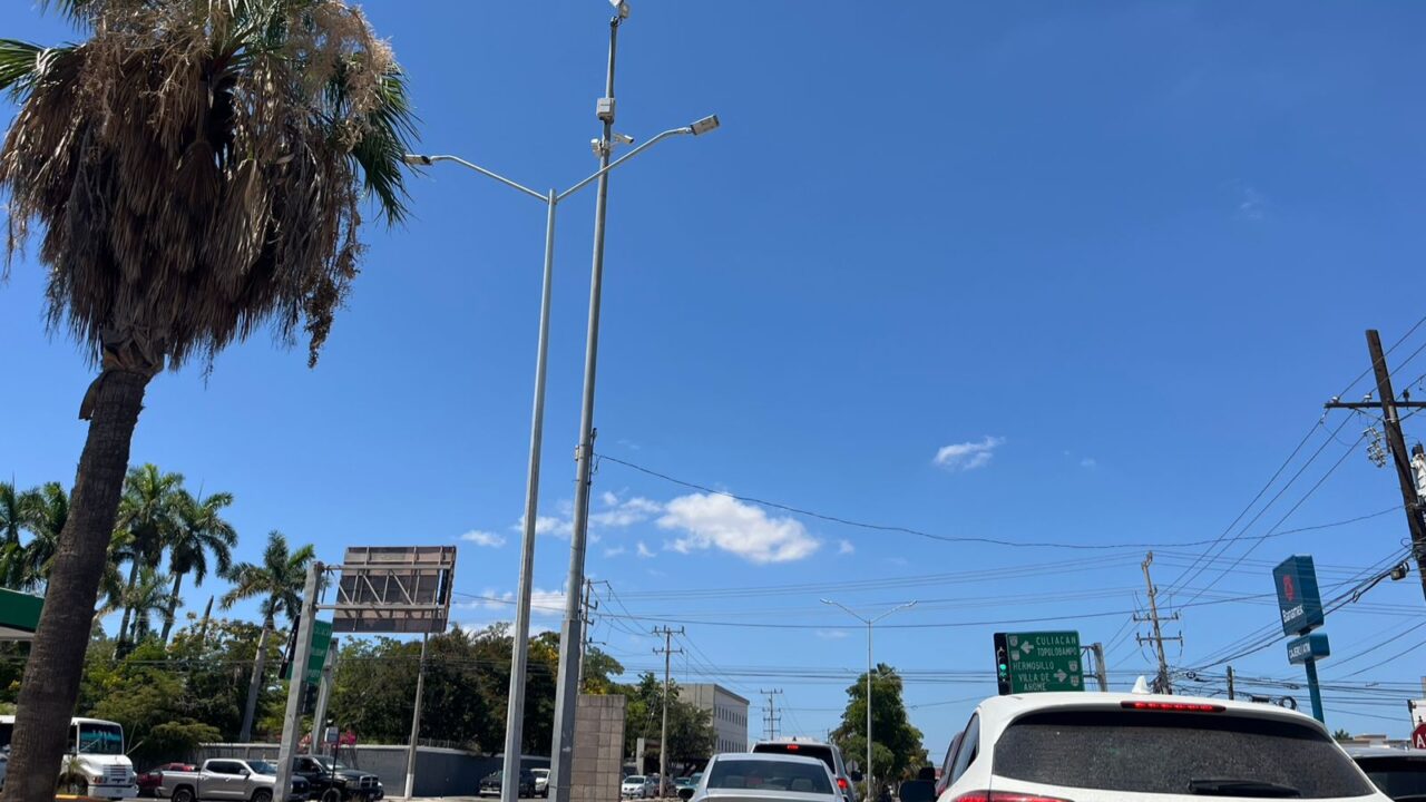 EL 50% DEL ALUMBRADO PÚBLICO DE LOS MOCHIS ES AFECTADO POR LAS LLUVIAS