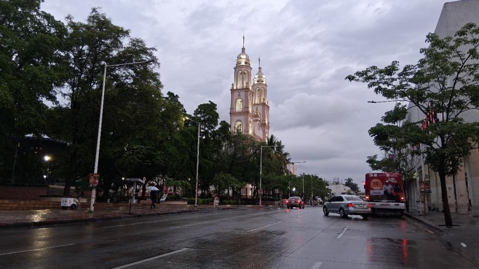 SE REGISTRA LIGERA LLUVIA EN DISTINTOS SECTORES DE CULIACÁN