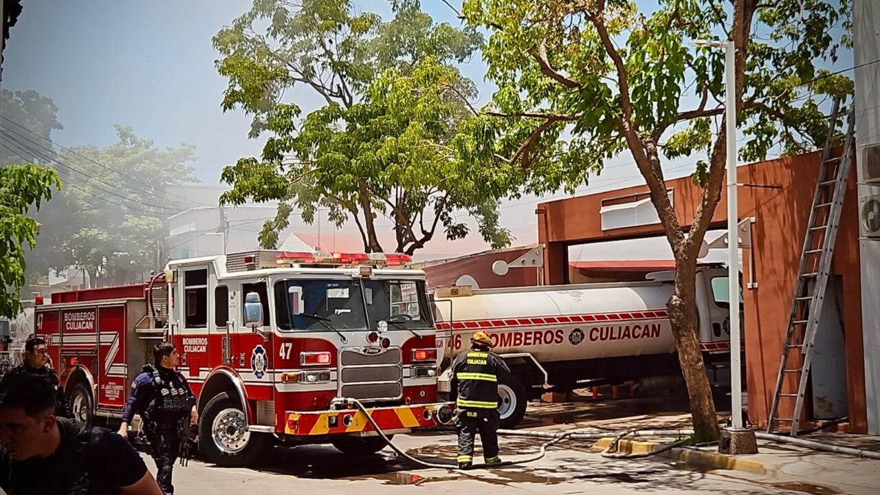 SE INCENDIAN LOS LABORATORIOS DE ANÁLISIS CLÍNICOS DE LA UAS