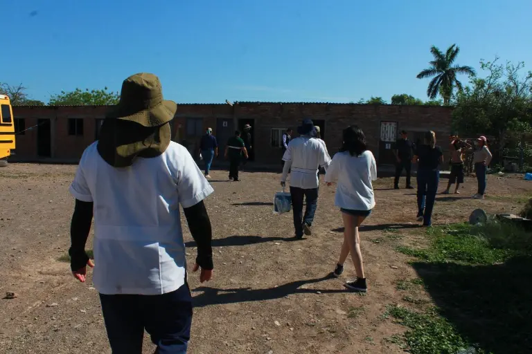REALIZAN CAMPAÑA DE VACUNACIÓN CONTRA EL SARAMPIÓN EN JJR